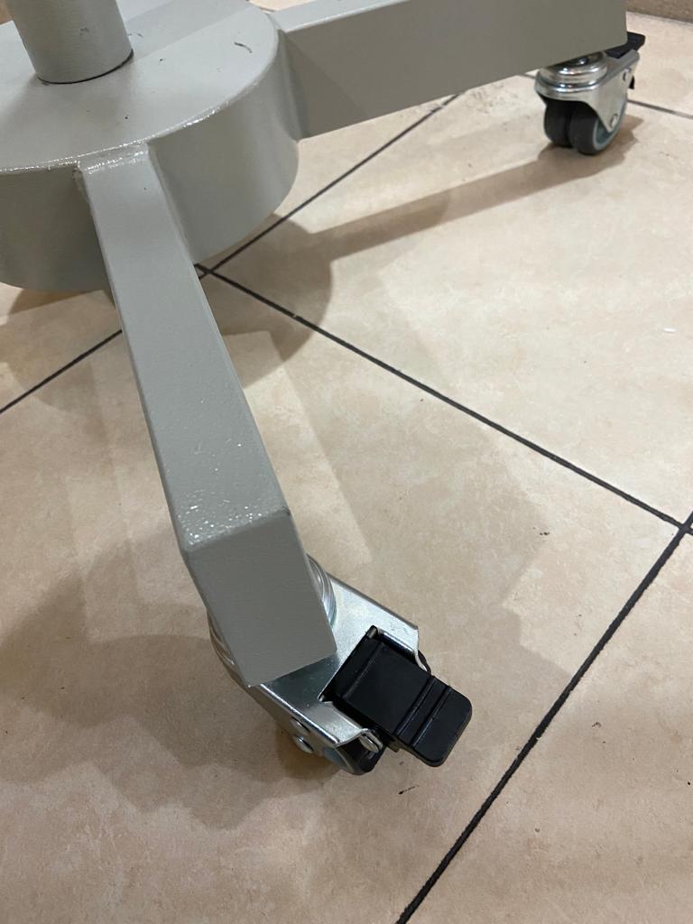 PEDESTAL PARA FOROPTOR / MODELO CT1506
