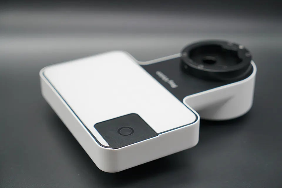 LÁMPARA HENDIDURA DIGITAL CON CÁMARA ADAPTADA - EQUIPO DE TERCERA PARTES/PHOTO